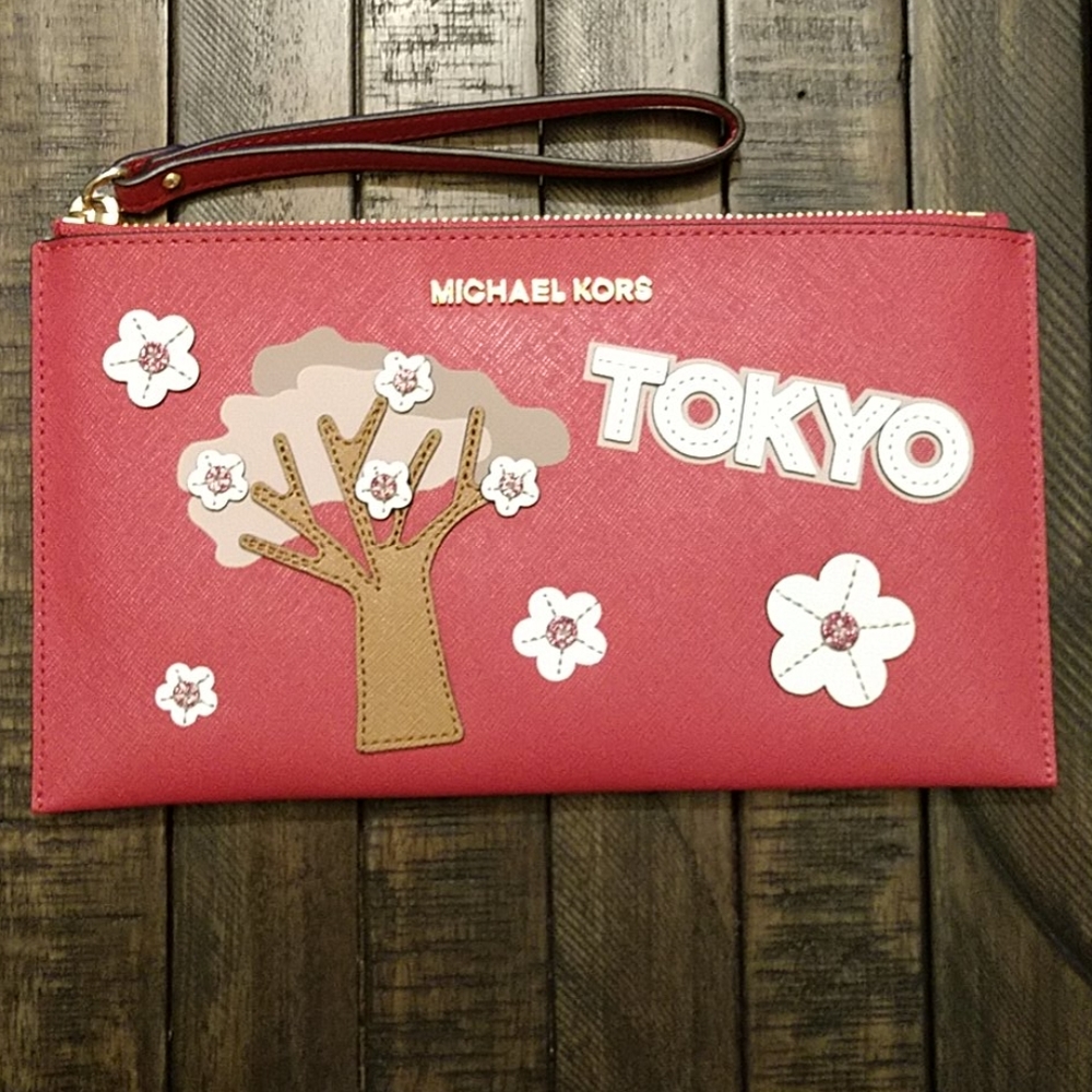 Michael Kors Large Wristlet - Tokyo